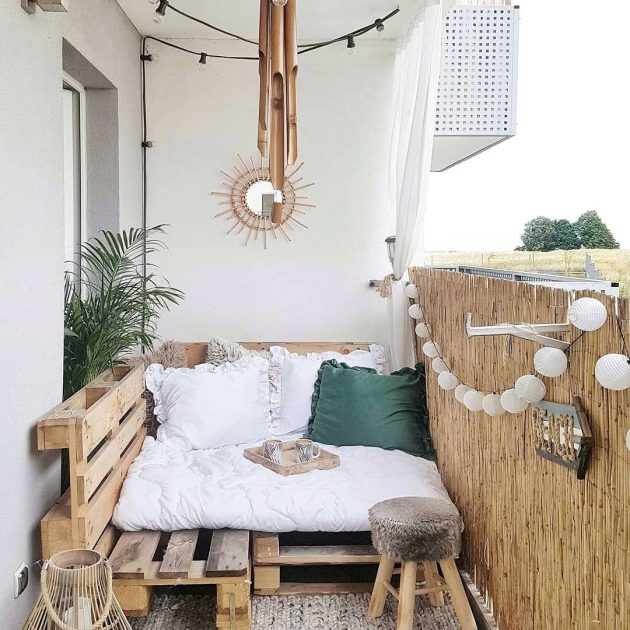 A Garden Furniture for the Balcony