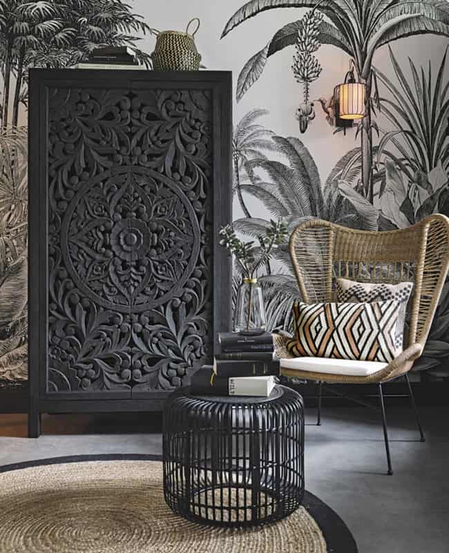 A Rattan Coffee Table for the Living Room A Rattan Coffee Table for the Living Room