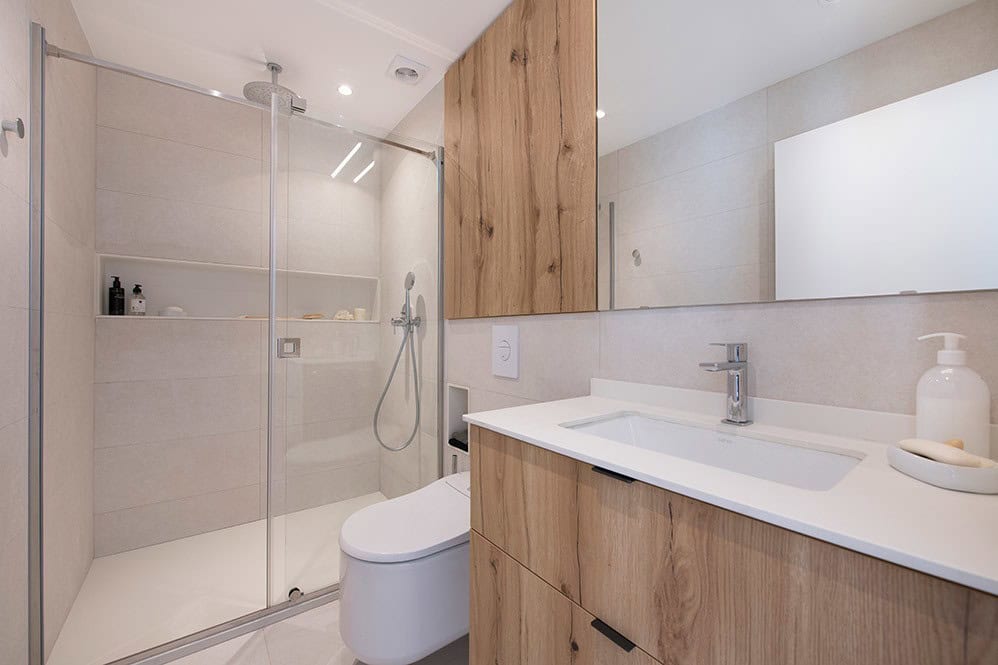 Barcelona Apartment with Rooms and Corridors Eliminated to Have More Light & Space Barcelona Apartment with Rooms and Corridors Eliminated to Have More Light & Space