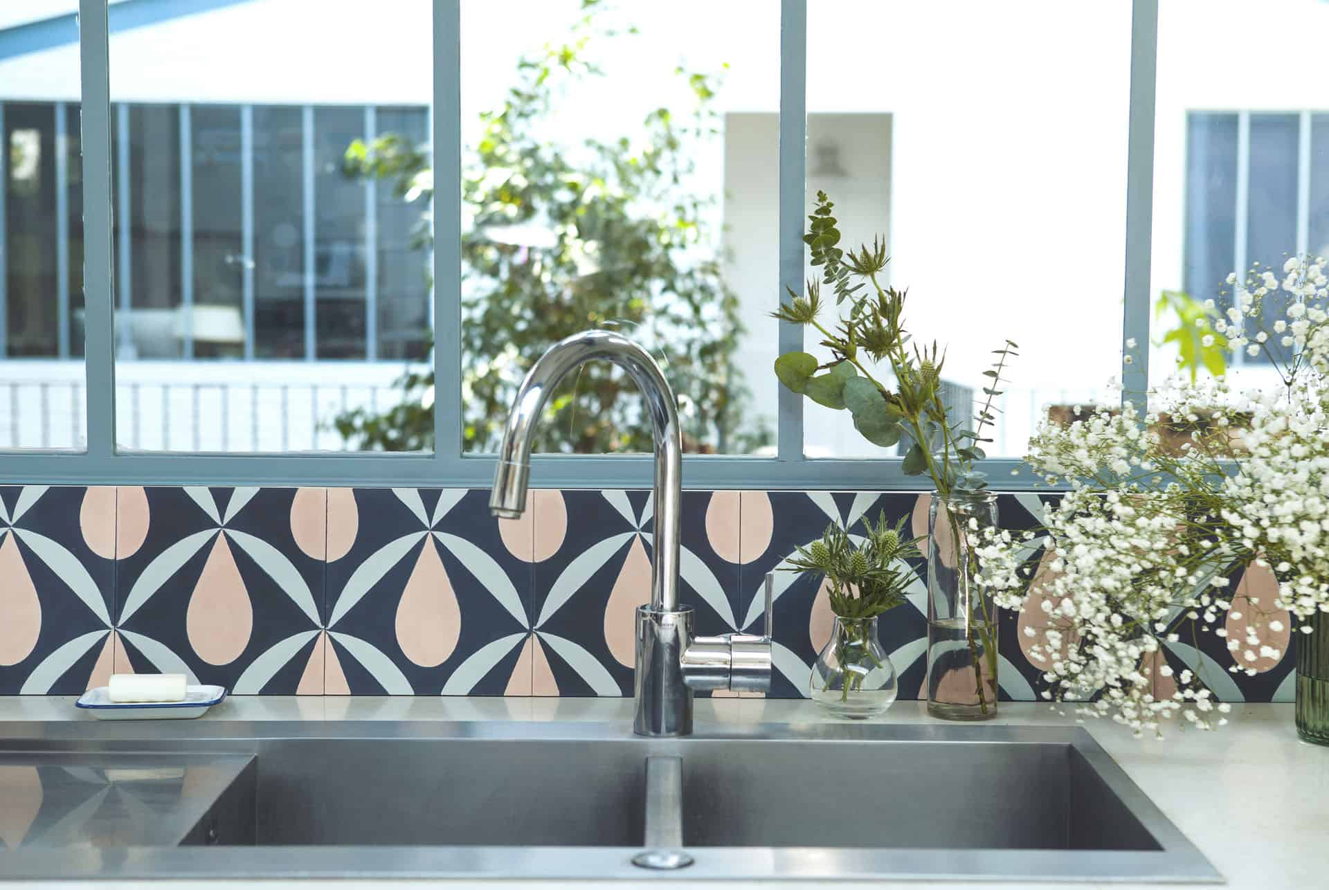 Mesmerizing, Elegant & Feminine Atmospheres in the Kitchen Mesmerizing, Elegant & Feminine Atmospheres in the Kitchen