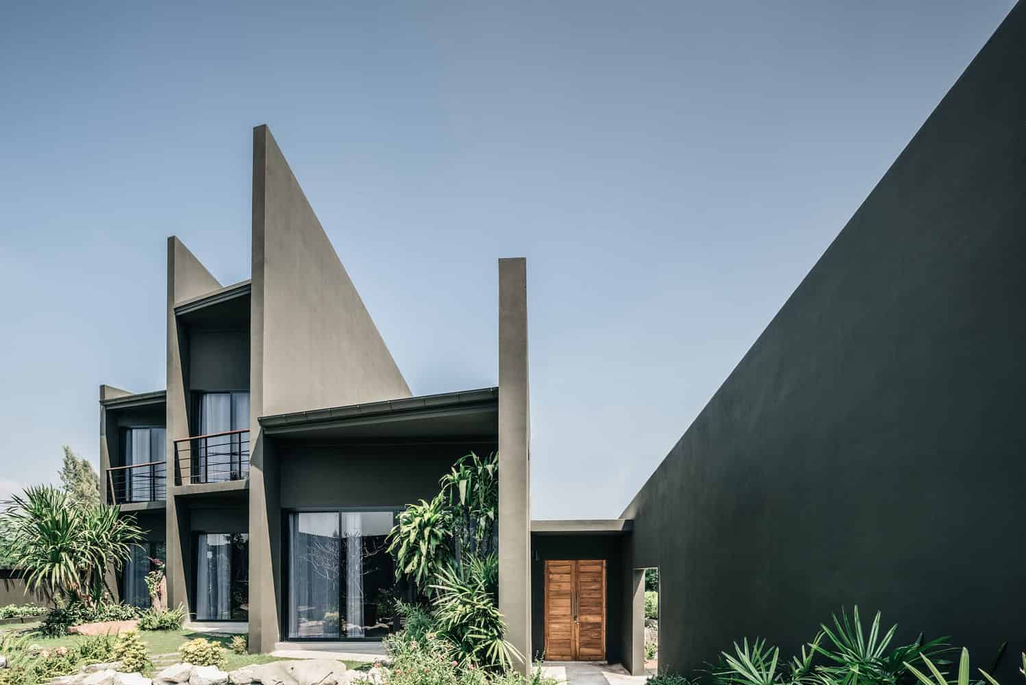 Chonburi Sila House by Anghin Architecture in Chonburi, Thailand