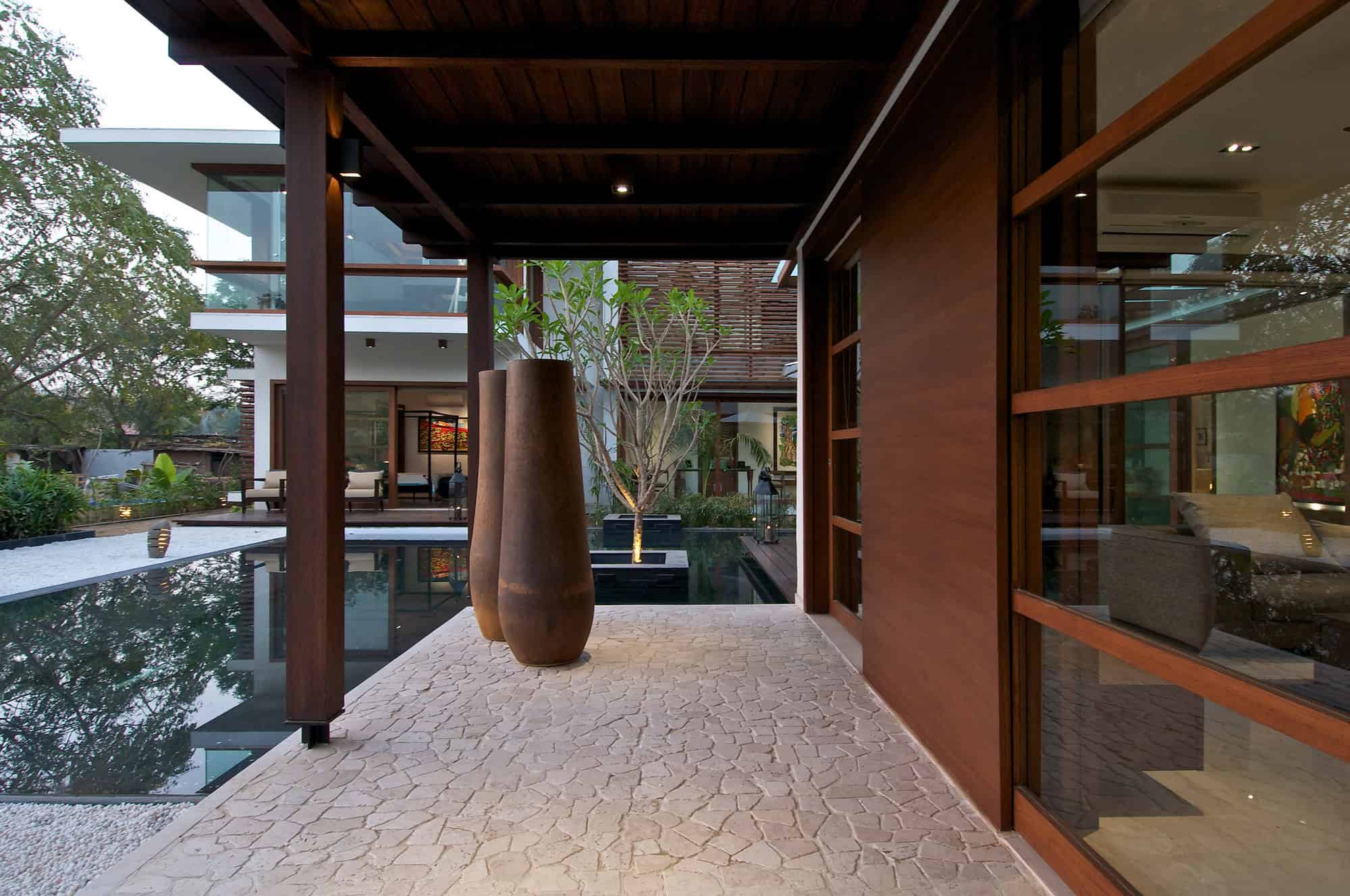 Courtyard House by Hiren Patel Architects in Ahmadabad, India Courtyard House by Hiren Patel Architects in Ahmadabad, India