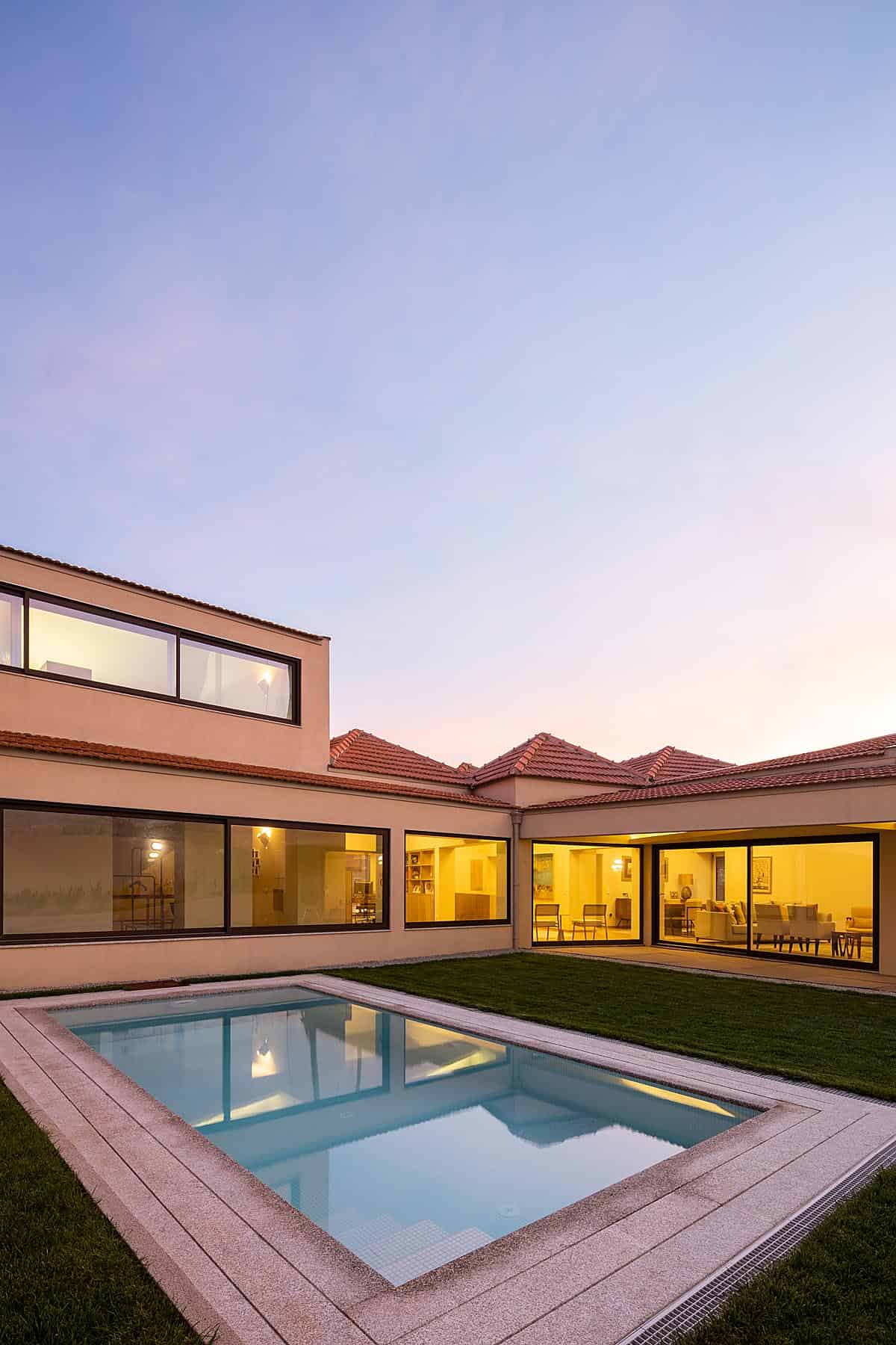 Interior lighting of a house in Porto, inspired by umbrellas Interior lighting of a house in Porto, inspired by umbrellas