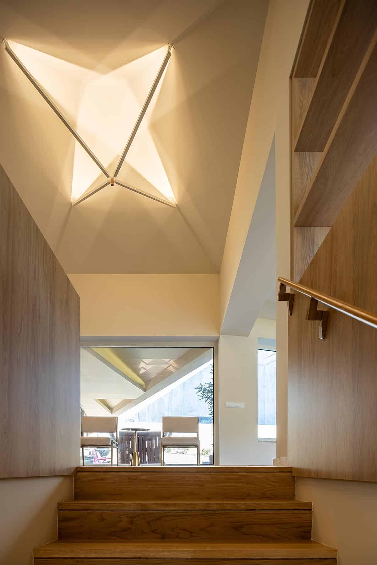 Interior lighting of a house in Porto, inspired by umbrellas Interior lighting of a house in Porto, inspired by umbrellas