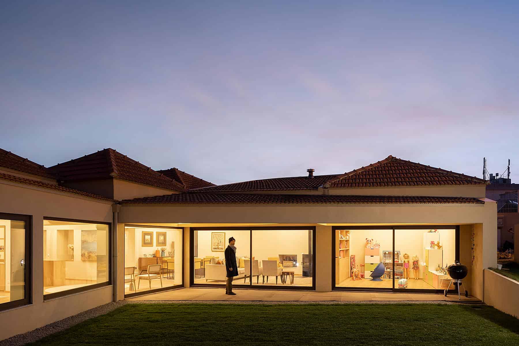Interior lighting of a house in Porto, inspired by umbrellas Interior lighting of a house in Porto, inspired by umbrellas