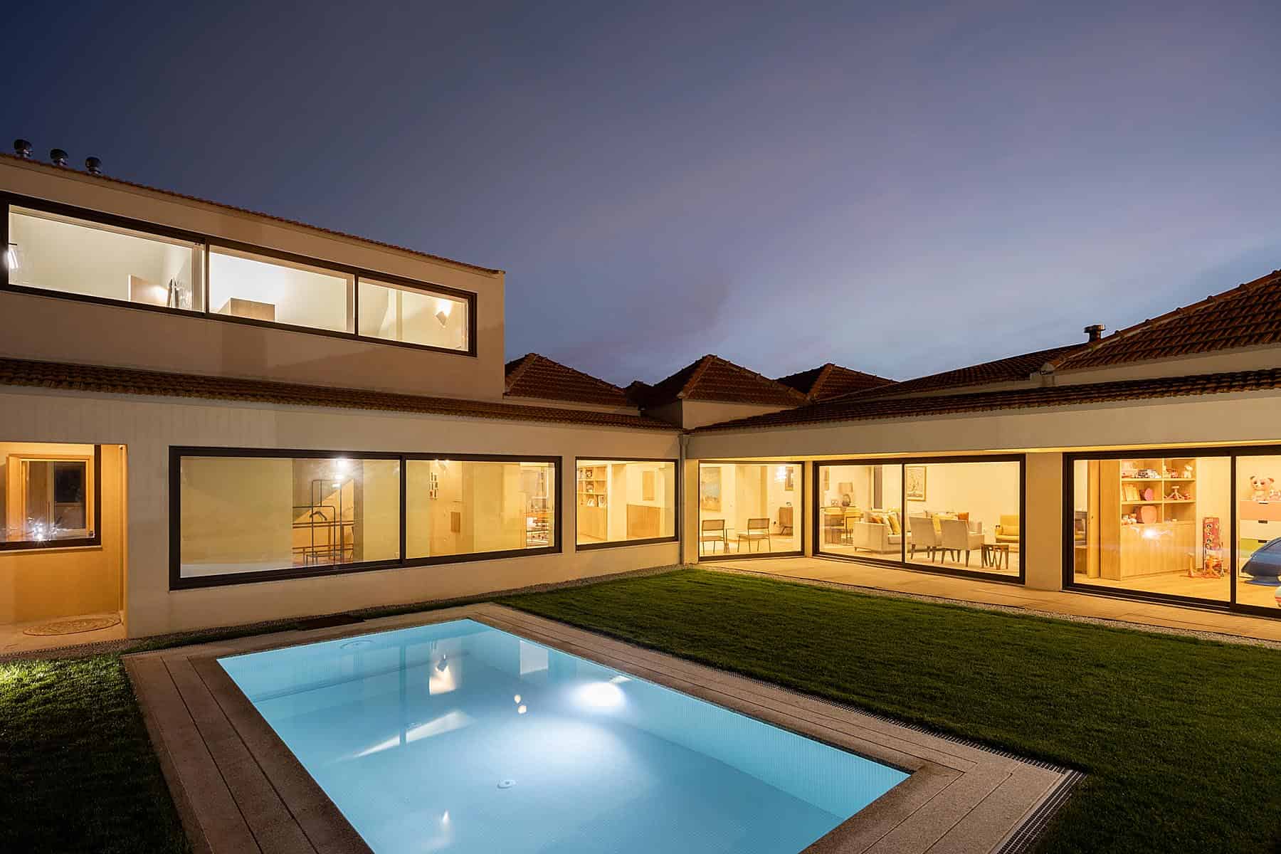 Interior lighting of a house in Porto, inspired by umbrellas Interior lighting of a house in Porto, inspired by umbrellas