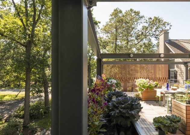 Lantern Studio by Flavin Architects in Wellesley, Massachusetts
