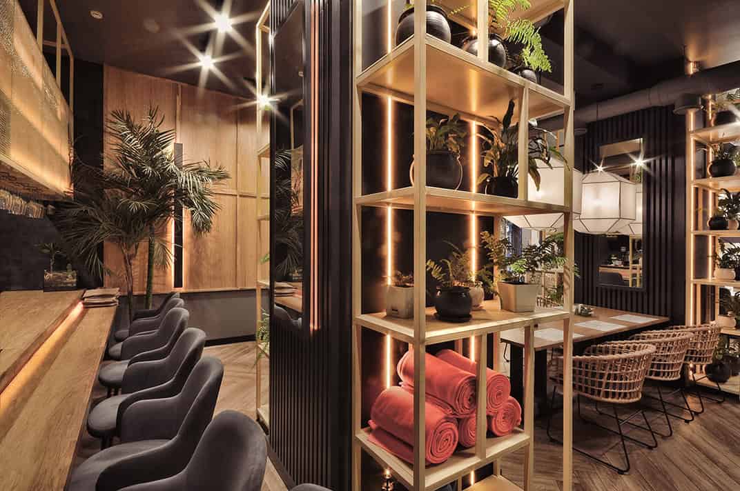 Lao Bao - Beatufiul Design of a Pan-Asian Cafe by ALLARTSDESIGN in Russia Lao Bao - Beatufiul Design of a Pan-Asian Cafe by ALLARTSDESIGN in Russia