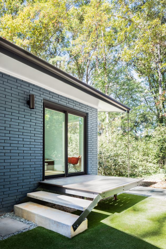 Ocotea House Renovation by in situ studio in Raleigh, North Carolina