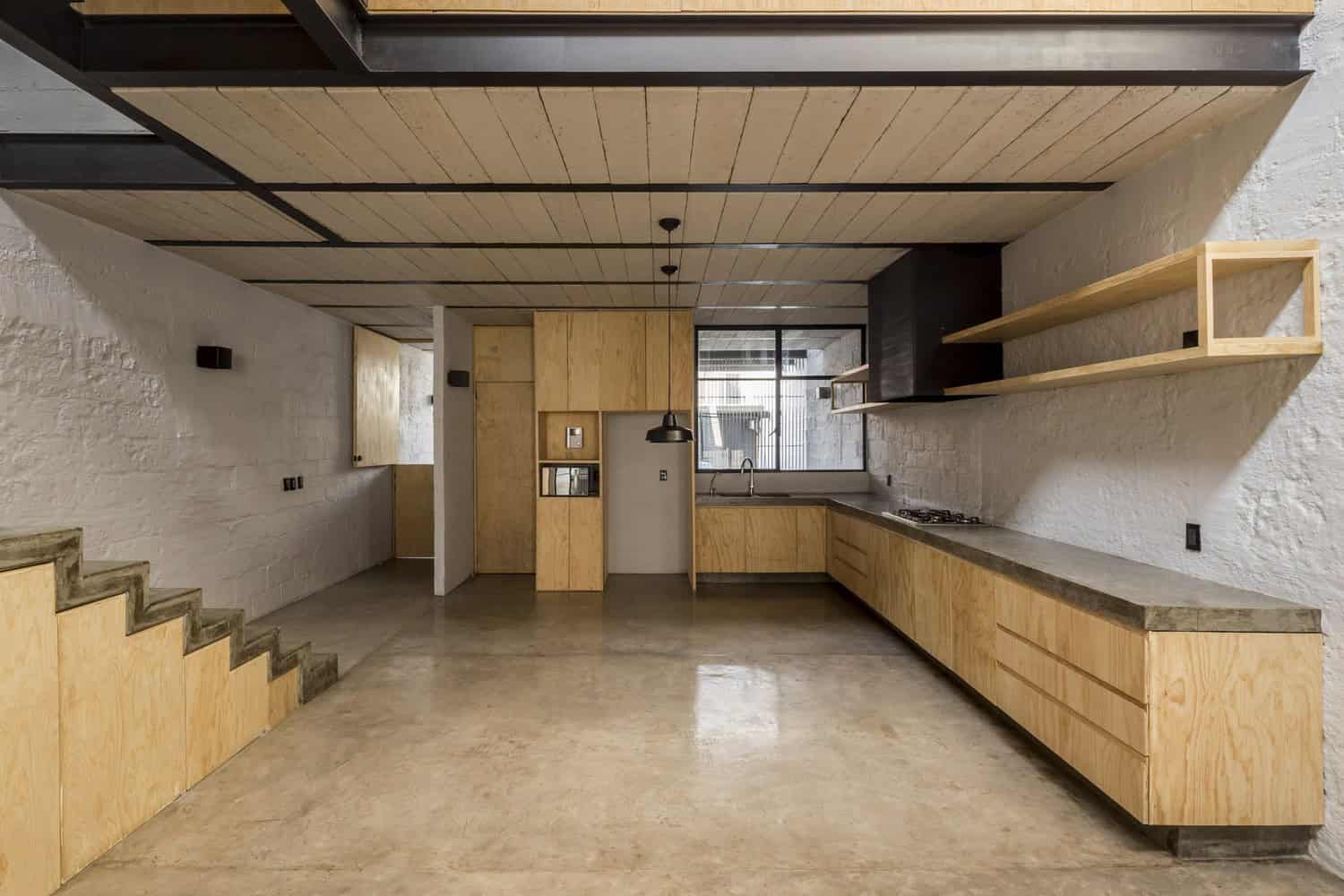 RR House by Delfino Lozano in Zapopan, Mexico RR House by Delfino Lozano in Zapopan, Mexico