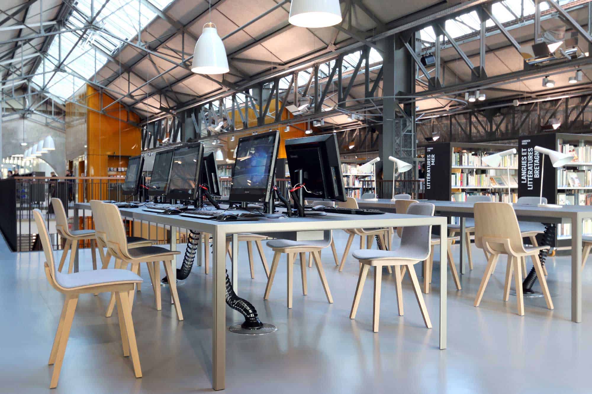 Elegant Modern Office Rubber Flooring by Artigo