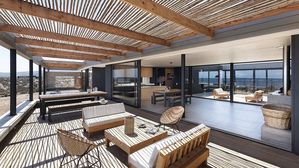 Amazing Chilean Villa Facing the Pacific Amazing Chilean Villa Facing the Pacific