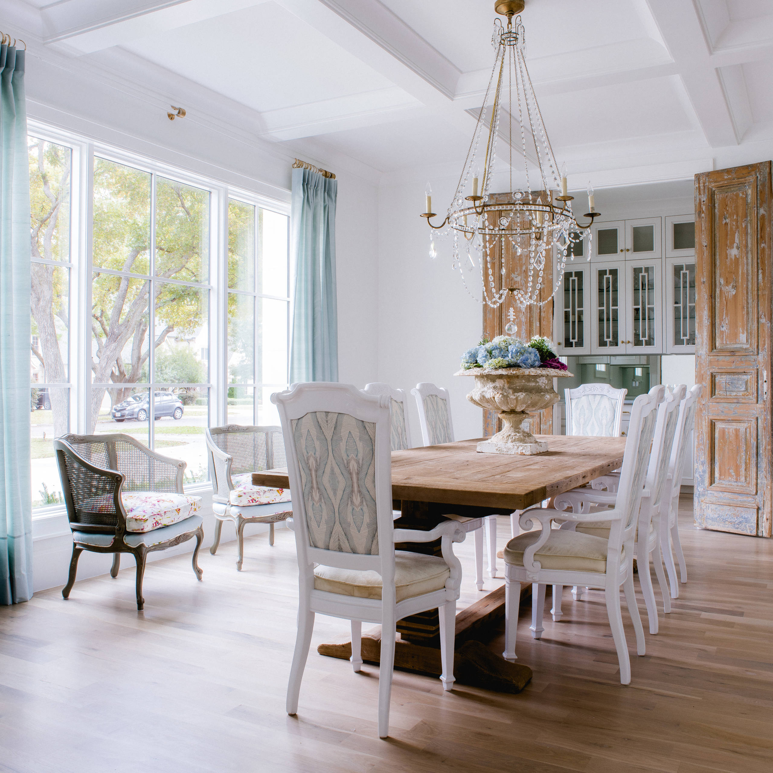 15 Cozy Shabby-Chic Dining Room Designs That Will Make An Impression
 Dining Room Design Pictures