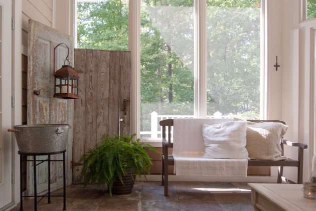 15 Fantastic Shabby-Chic Sunroom For Any Time Of The Year