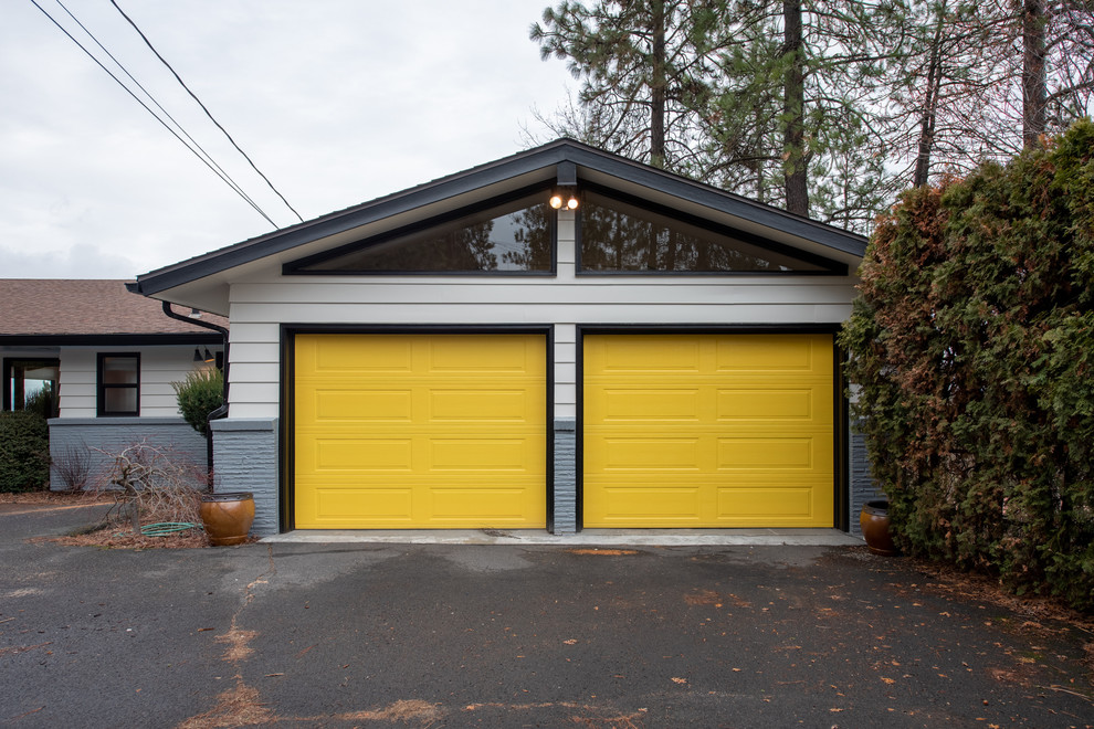 15 Impressive Mid-Century Modern Garage Designs For Your New Home