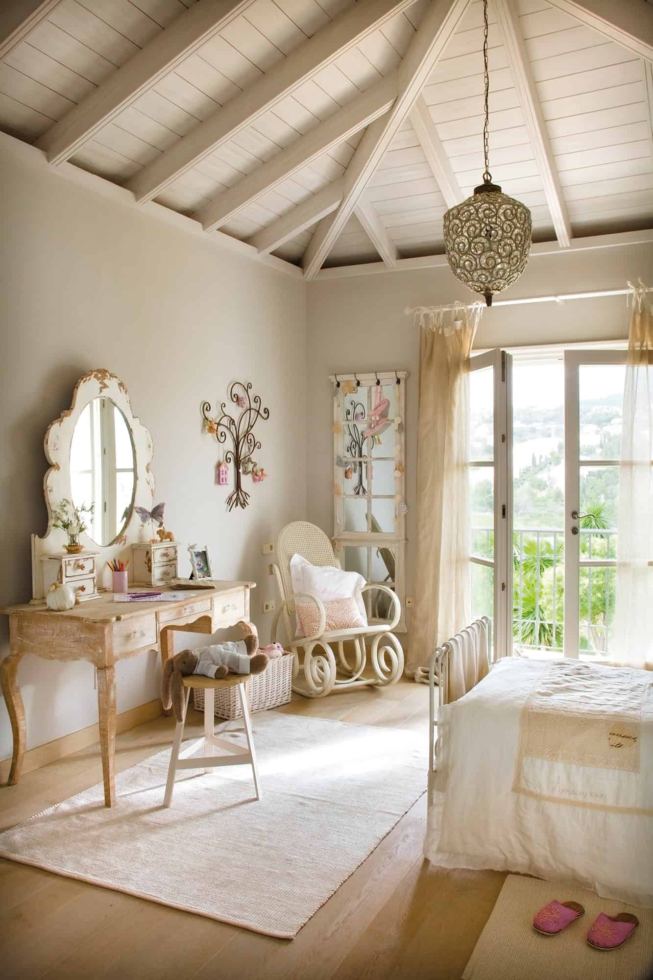 Relaxing & Smooth Sing Seats for Your Interior & Exterior Space Relaxing & Smooth Sing Seats for Your Interior & Exterior Space