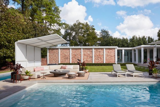 20 Sensational Mid-Century Modern Swimming Pool Designs You Will Obsess