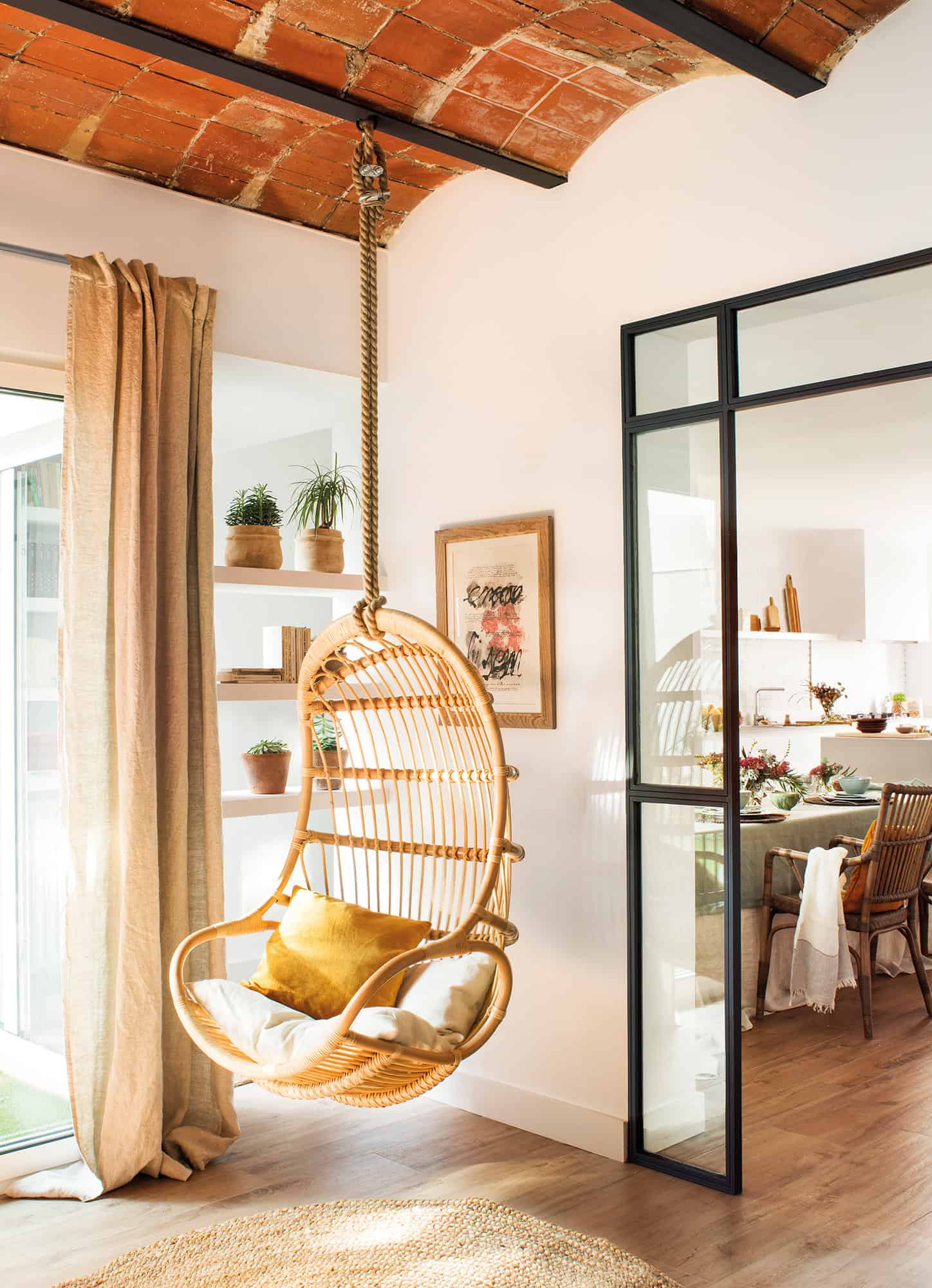 Relaxing & Smooth Sing Seats for Your Interior & Exterior Space Relaxing & Smooth Sing Seats for Your Interior & Exterior Space