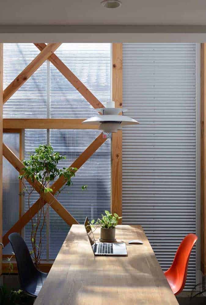 Sandwich Tiles - Advantages and Disadvantages Sandwich Tiles - Advantages and Disadvantages