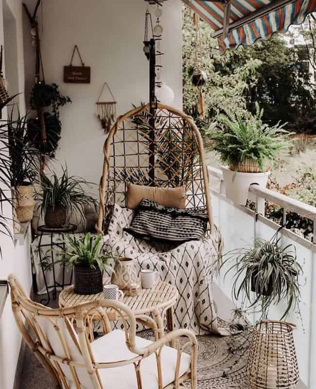 A Bohemian Decor on Your Balcony A Bohemian Decor on Your Balcony