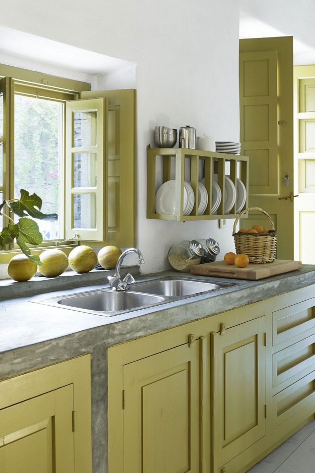 Small & Wonderful Kitchens to Get Inspired