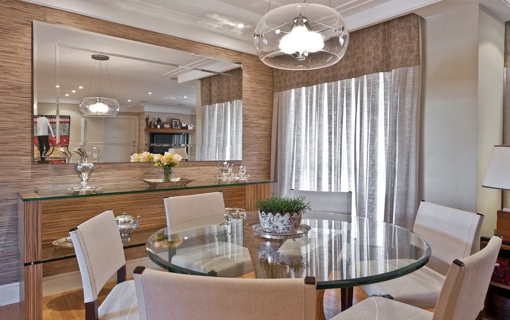 Models and Photos of Glass Tables Models and Photos of Glass Tables