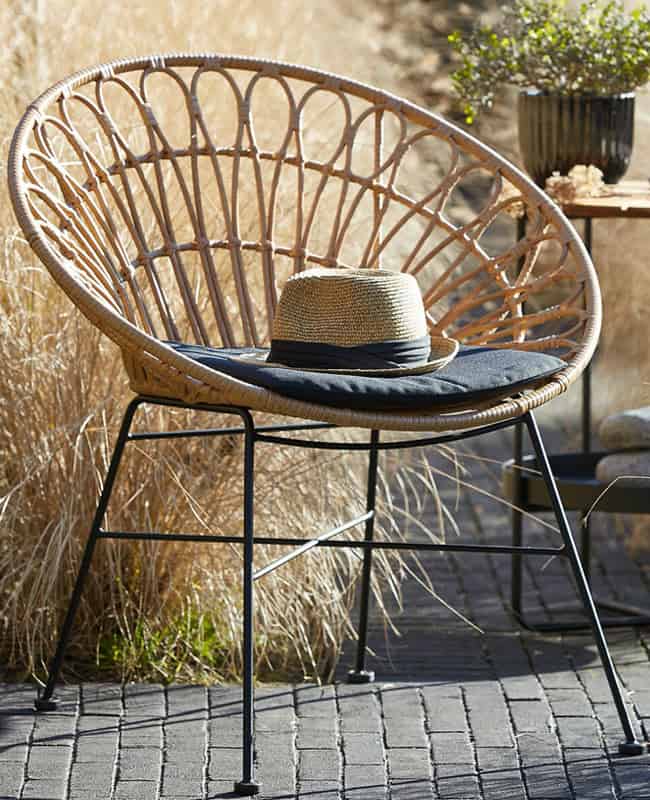 6 Pretty Rattan Armchairs for the Garden 6 Pretty Rattan Armchairs for the Garden
