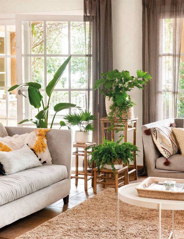 7 Curtain Tricks to Make Your Living Room Look Bigger