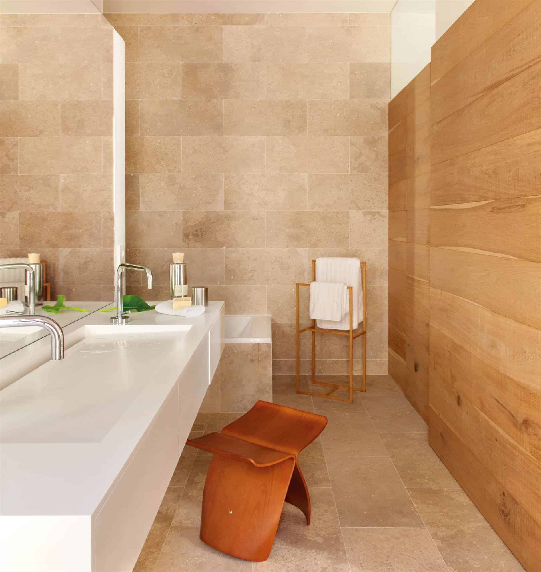 9. TRADITIONAL MATERIALS, MODERN BATHROOMS 9. TRADITIONAL MATERIALS, MODERN BATHROOMS