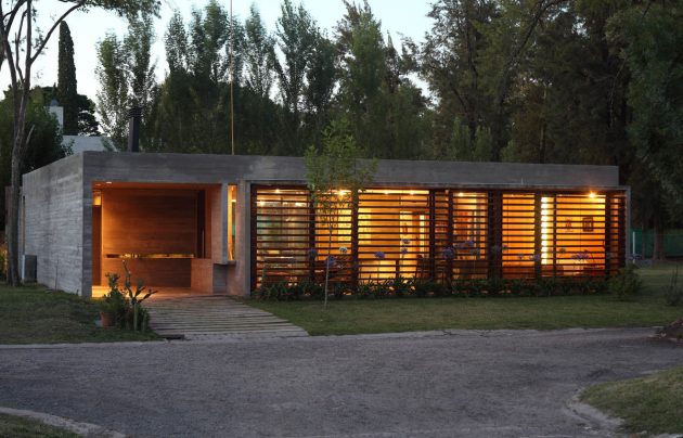 BA House by BAK Arquitectos in Udaondo, Argentina