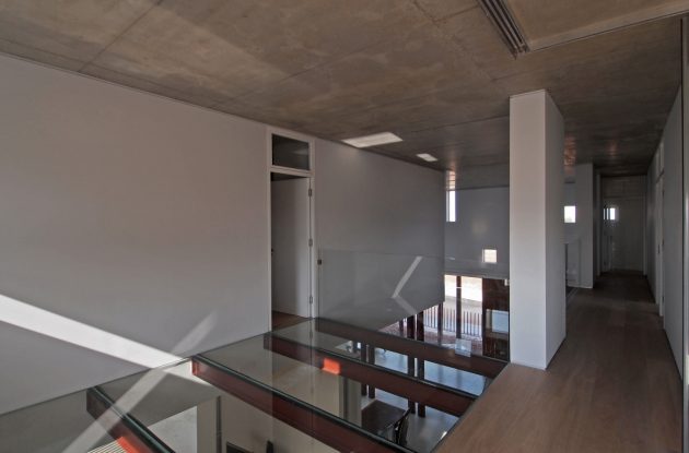 House 0614 by Simpraxis Architects in Nicosia, Cyprus