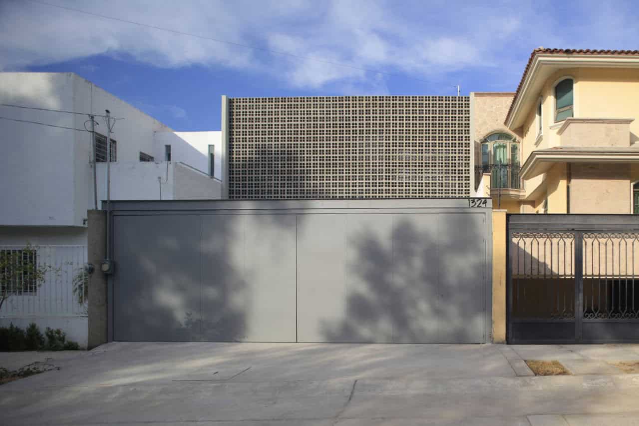 House in Jalisco by Alfonso Farias Iglesias in Zapopan, Mexico House in Jalisco by Alfonso Farias Iglesias in Zapopan, Mexico