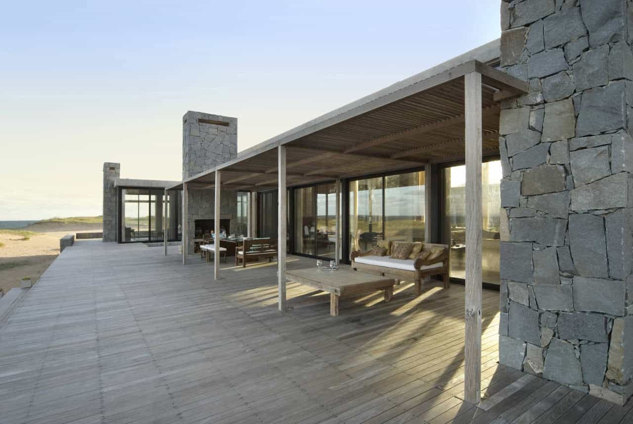 La Boyita by Martin Gomez Arquitectos in Punta del Este, Uruguay La Boyita by Martin Gomez Arquitectos in Punta del Este, Uruguay
