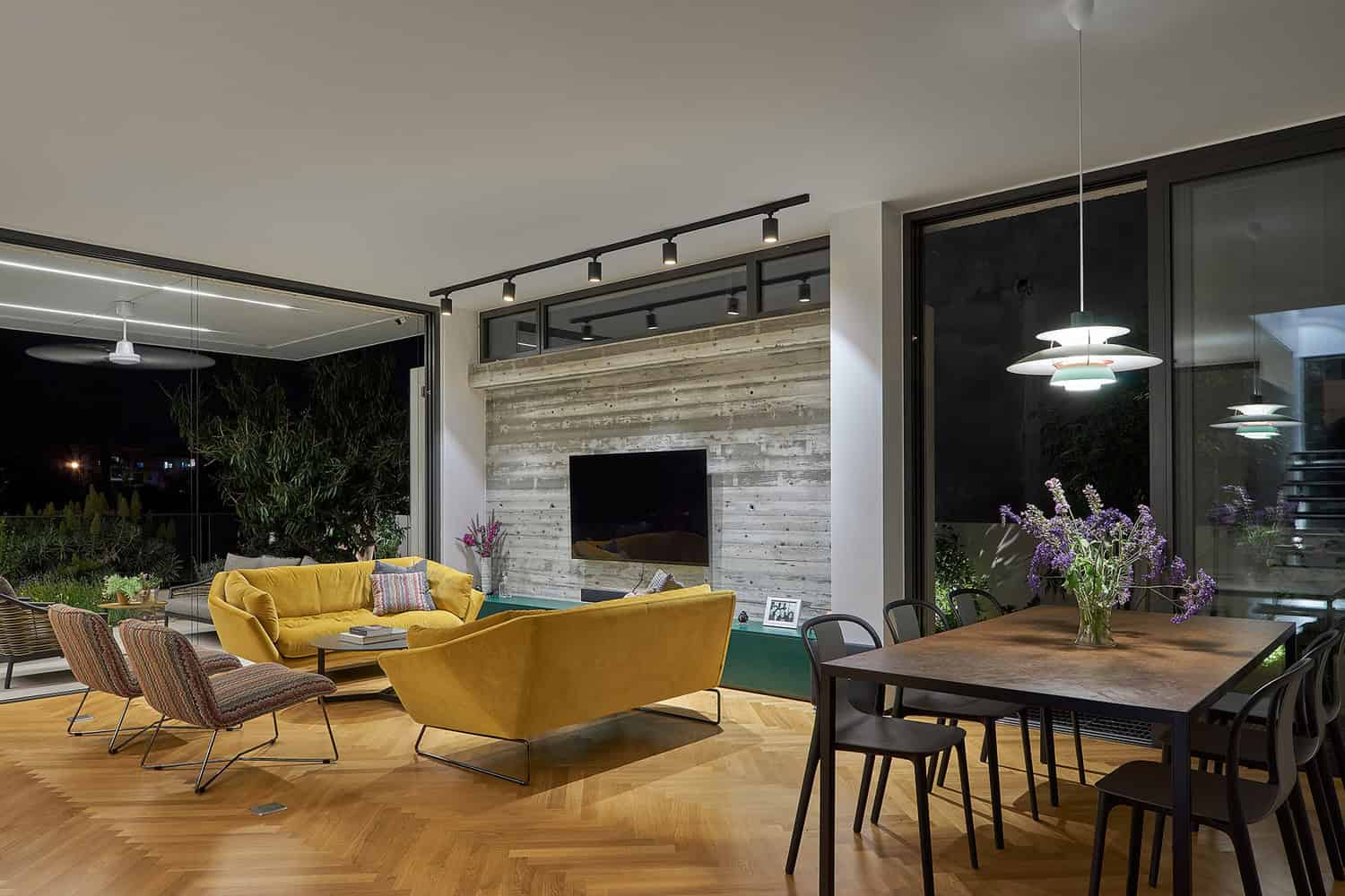 N.Z House No.1 by Daniel Arev Architecture in Ness Ziona, Israel N.Z House No.1 by Daniel Arev Architecture in Ness Ziona, Israel