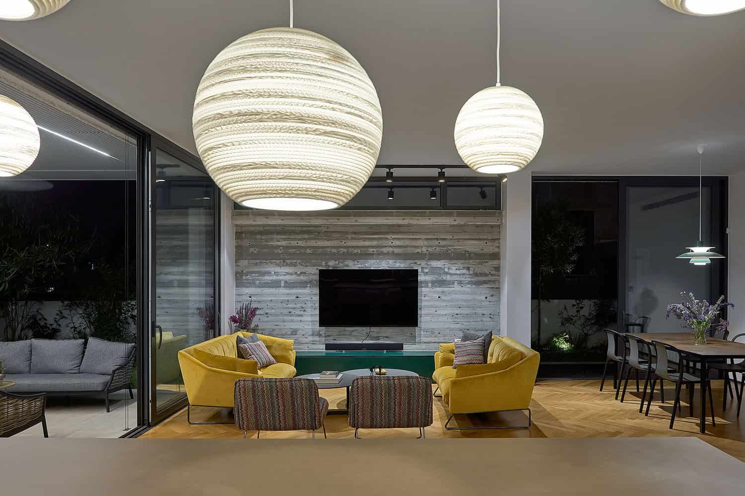 N.Z House No.1 by Daniel Arev Architecture in Ness Ziona, Israel N.Z House No.1 by Daniel Arev Architecture in Ness Ziona, Israel