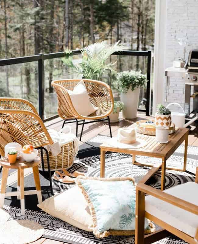 A Bohemian Decor on Your Balcony