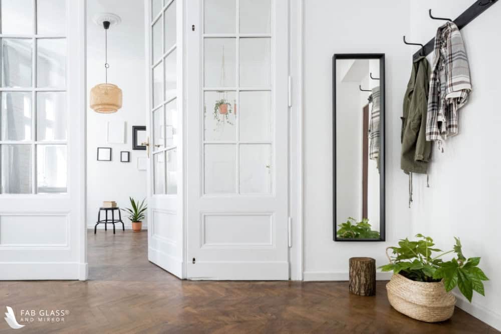 Creative Ideas to Use Glass in Your Home Décor Creative Ideas to Use Glass in Your Home Décor