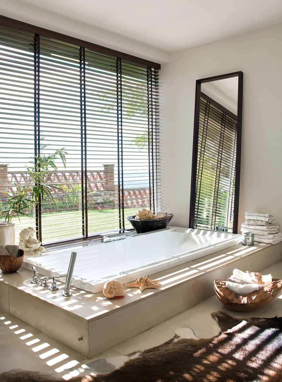 A Large Bathtub As the Protagonist in the Bathroom