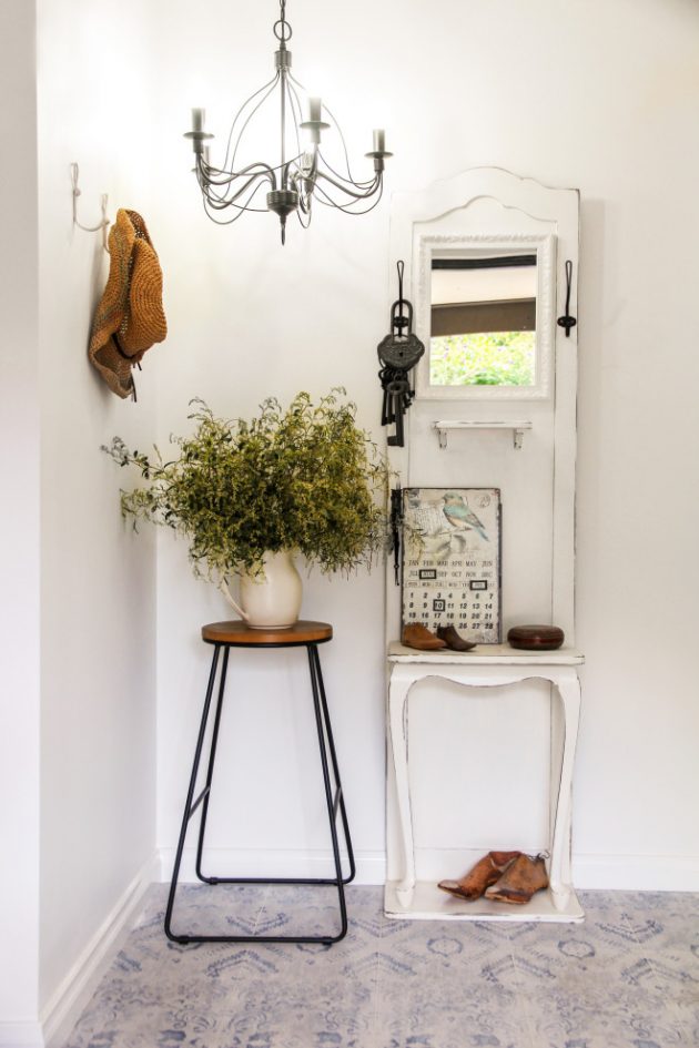 15 Beautiful ShabbyChic Entry Hall Designs You Will Adore