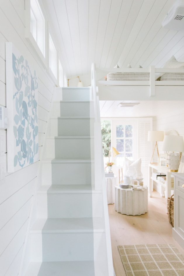 16 Charming ShabbyChic Staircase Designs For A House Or Loft