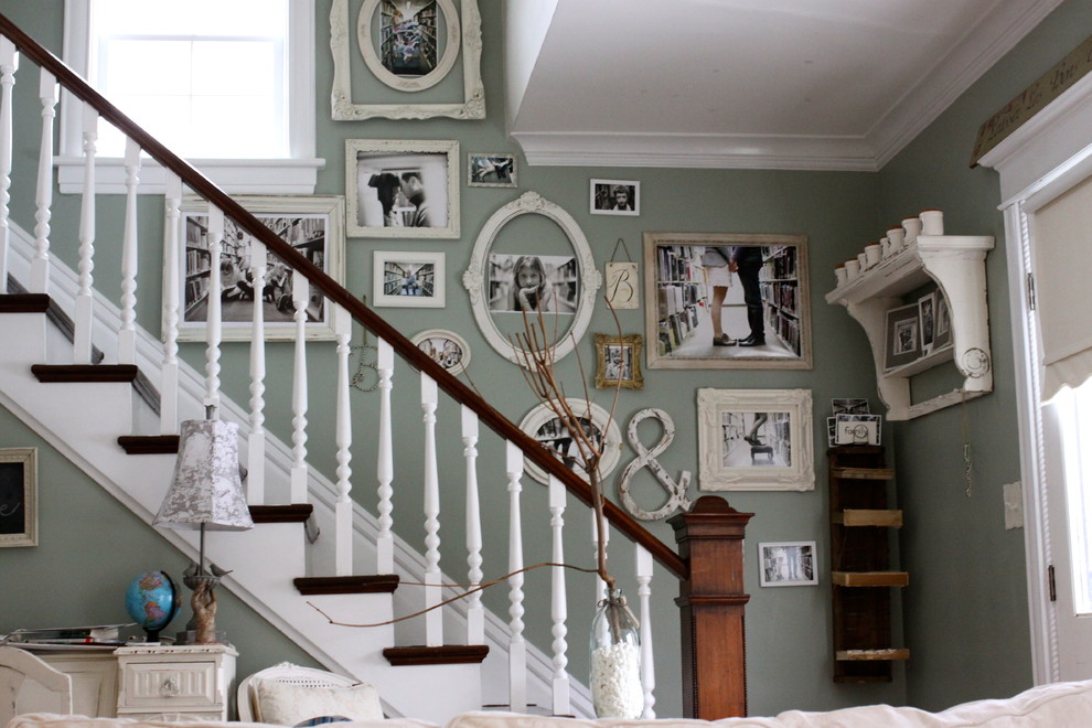 16 Charming Shabby-Chic Staircase Designs For A House Or Loft
