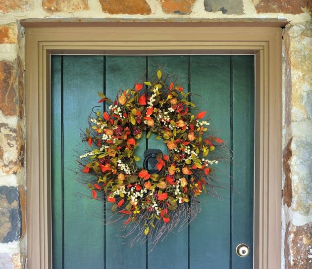 16 Vibrant Fall Wreath Designs For The Upcoming Summer To Fall Transition