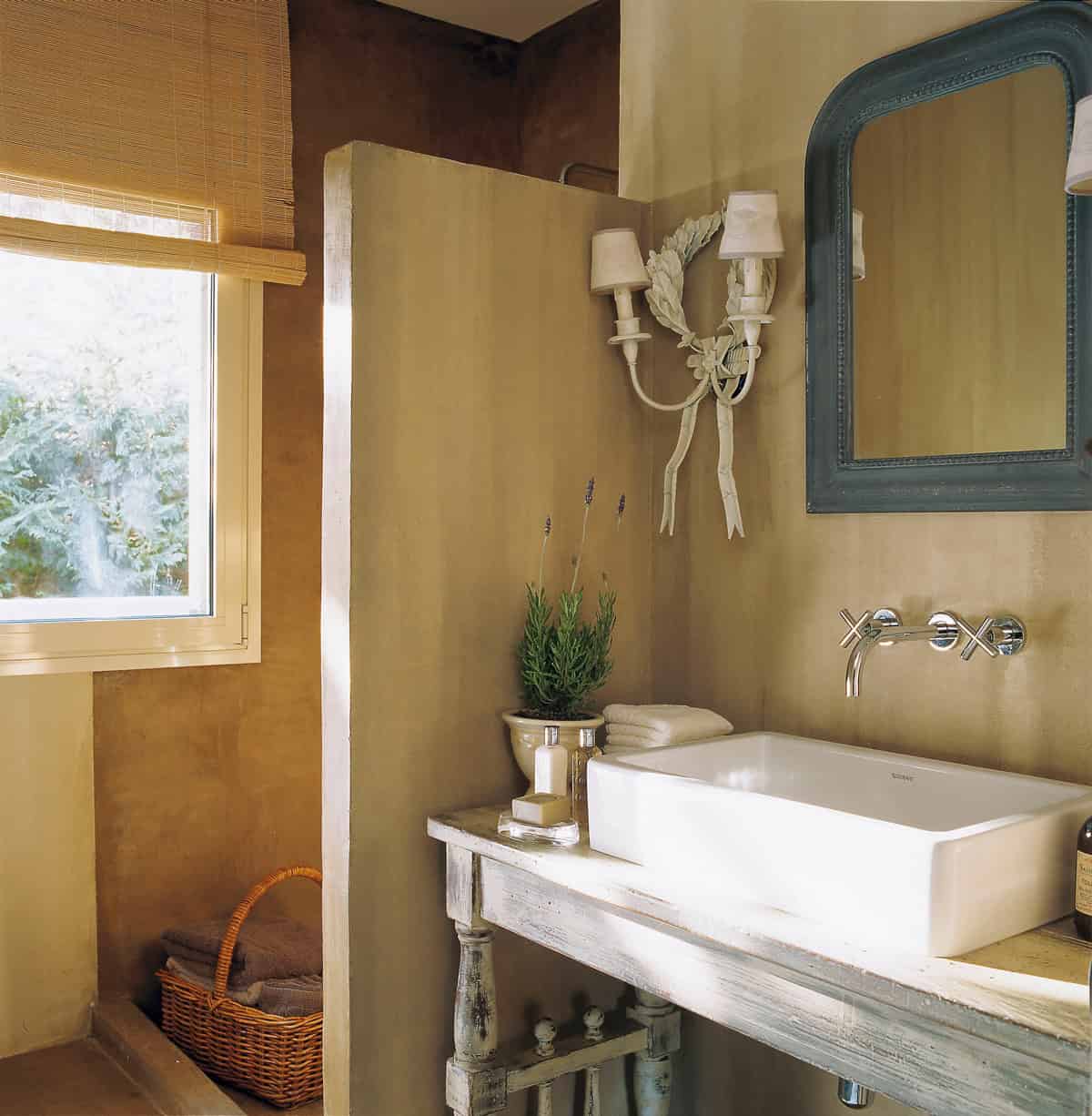 How to Restore Vintage Furniture With Paint How to Restore Vintage Furniture With Paint