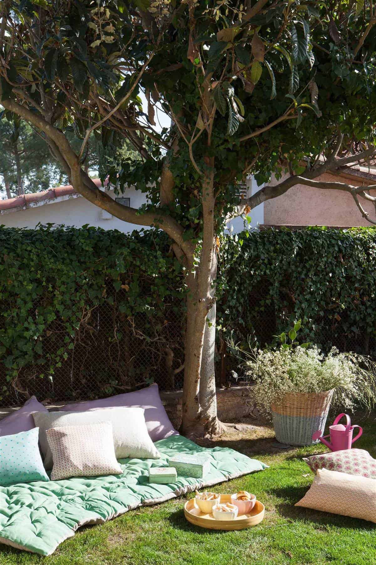 How to Decorate a Small Garden? How to Decorate a Small Garden?