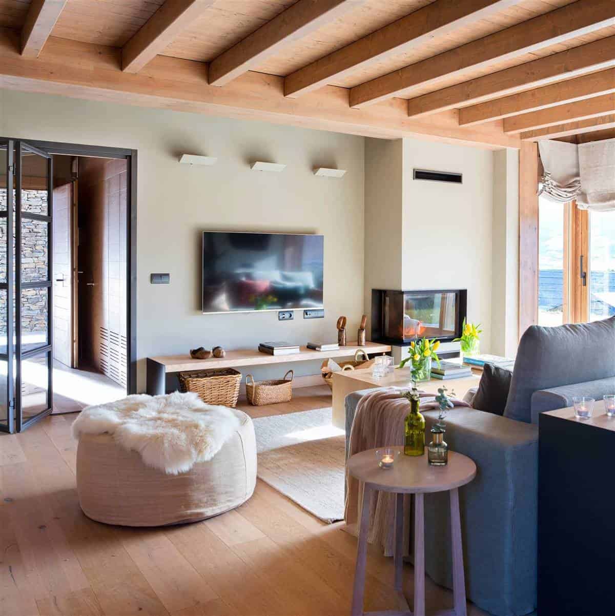 5 Pieces of Furniture to Gain Space in the Living Room 5 Pieces of Furniture to Gain Space in the Living Room