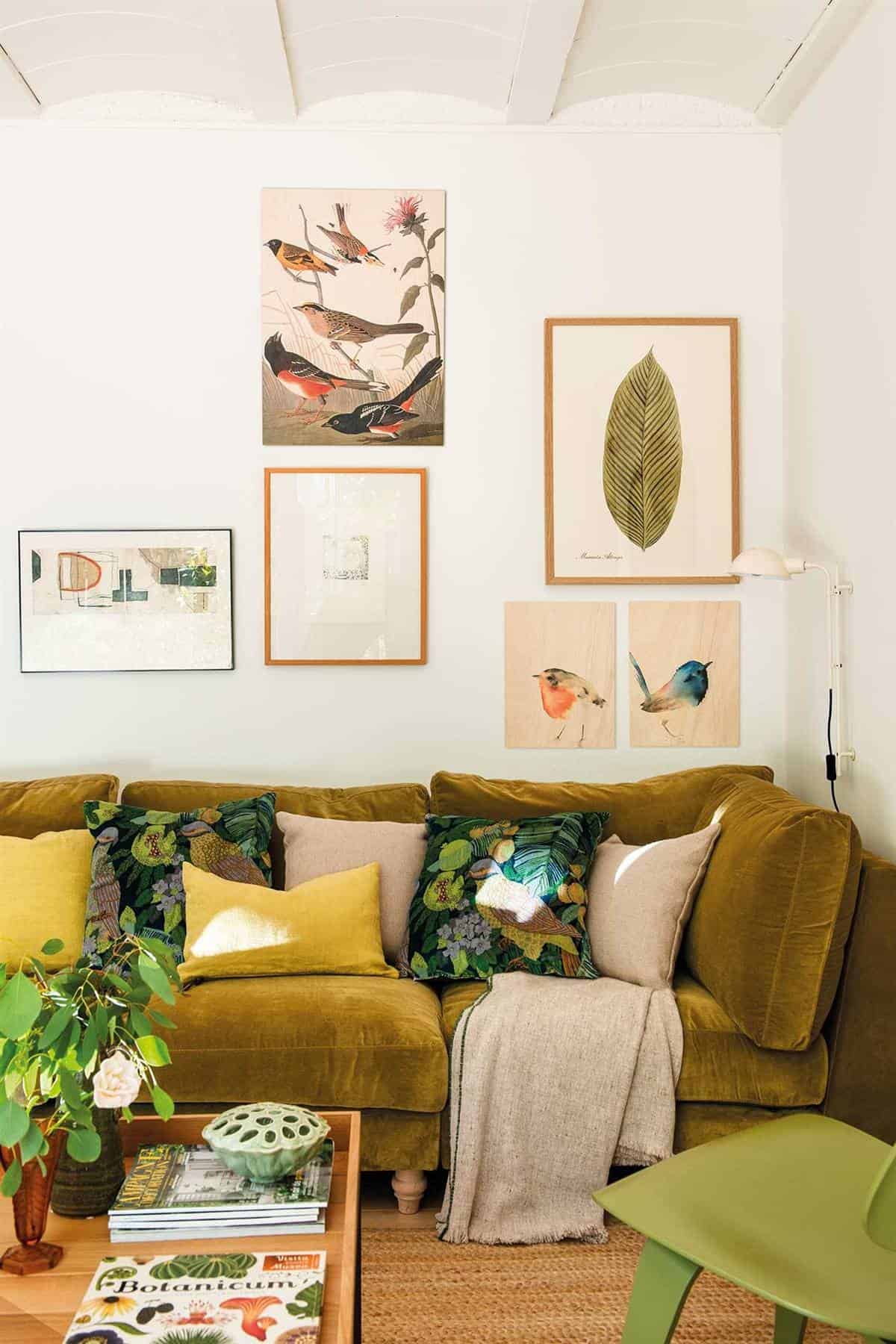 Cushions With Different Trendy Prints Cushions With Different Trendy Prints