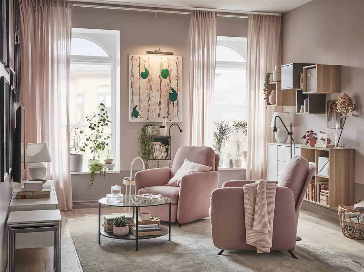 5. WITH PINK ARMCHAIRS TO BETTER RELAX 5. WITH PINK ARMCHAIRS TO BETTER RELAX