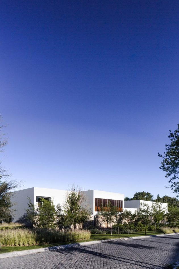 AP House by Elias Rizo Arquitectos in Zapopan, Mexico