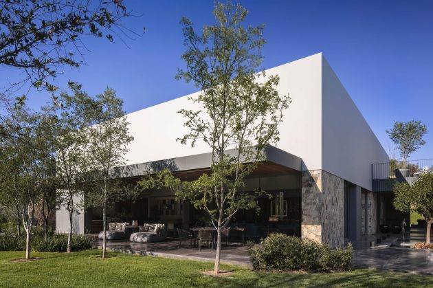 AP House by Elias Rizo Arquitectos in Zapopan, Mexico