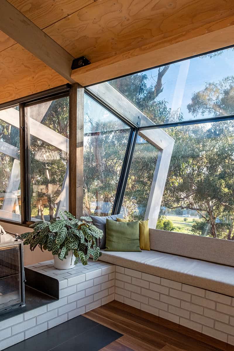 Bellarine Hillside House by Freehand Projects in Victoria, Australia Bellarine Hillside House by Freehand Projects in Victoria, Australia